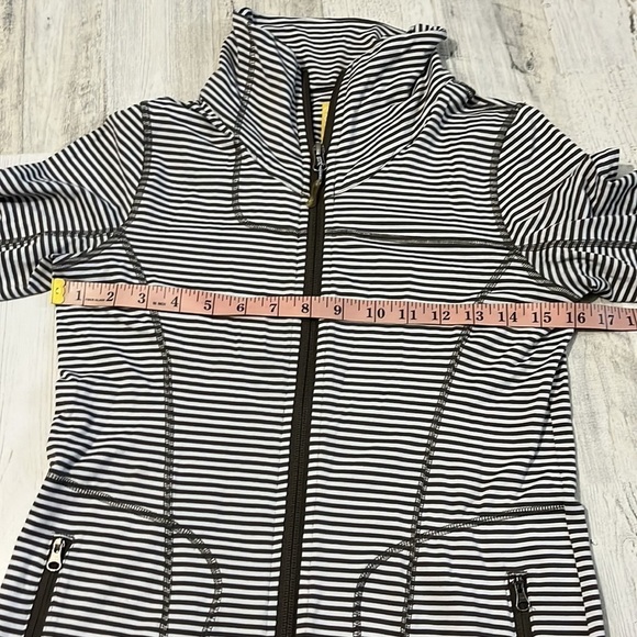 Lole Jacket Size M - Picture 9 of 10